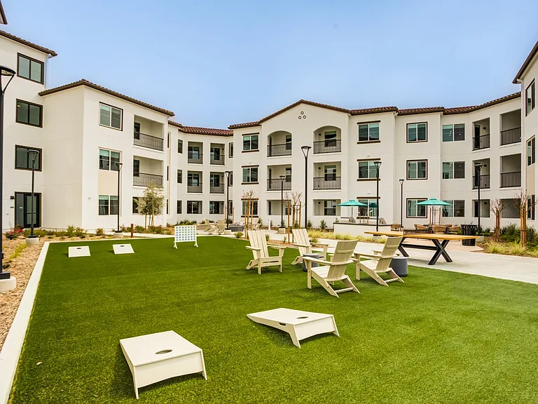 Pradera — Photo 18