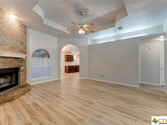 4th image of 4406 Barrington Trl