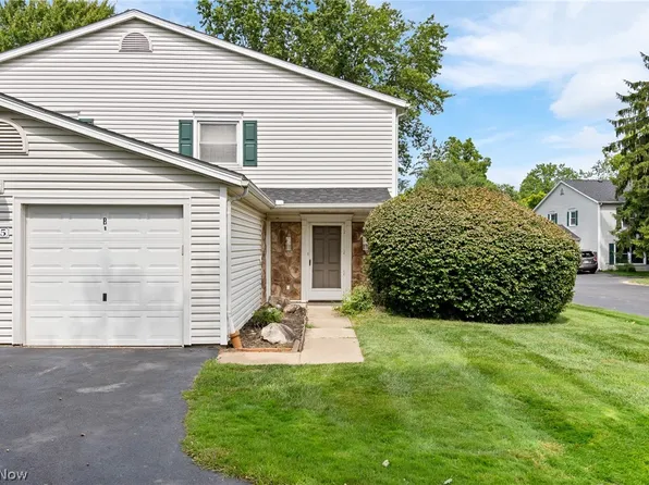 135 Ivy Hill Ln #B-5, Medina, OH 44256