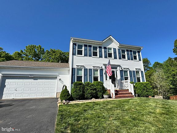 3rd image of 10010 Peppermill Ct