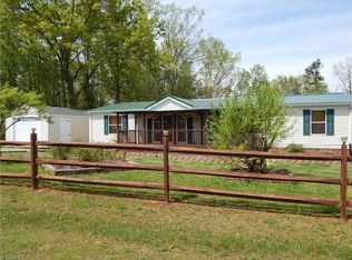 167 Mountain Dale Dr, North Wilkesboro, NC 28659