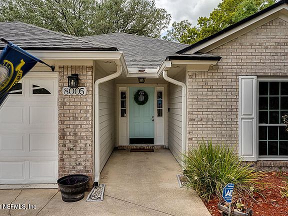 2nd image of 8005 MACINNES Drive