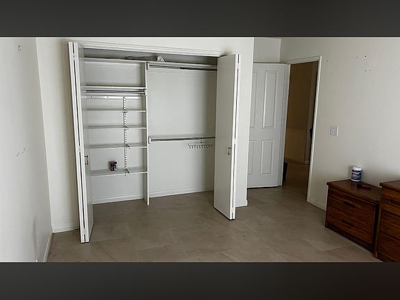3rd image of 18802 Colony Cir