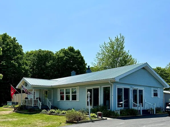 8207 Route 22, West Chazy, NY 12992