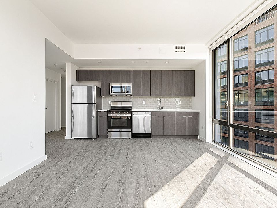 1st image of 840 Fulton St #204