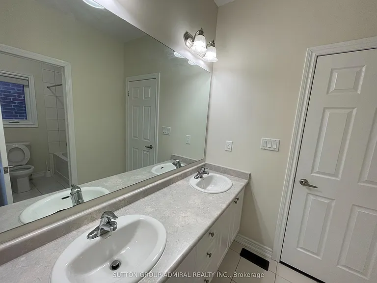 276 Chouinard Way — Photo 18