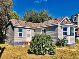 114 4th Ave NW, Minot, ND 58703