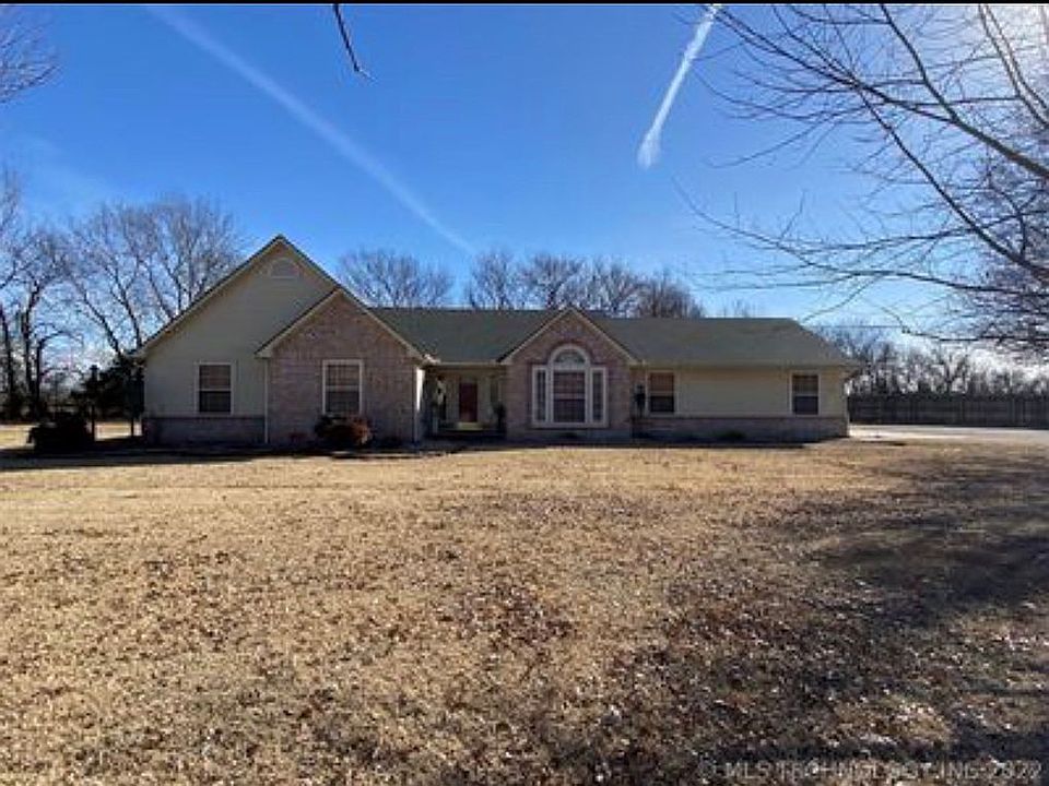 1st image of 746 Lori Ln