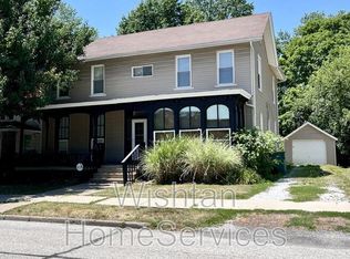 322 S Madison St #2, Macomb, IL 61455