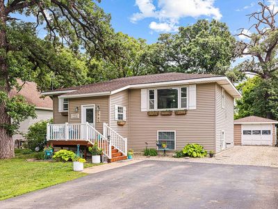 301 Wall Ave, Horace, ND, 58047