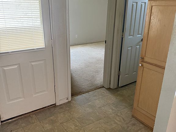 5th image of 378 S Memorial St APT 402