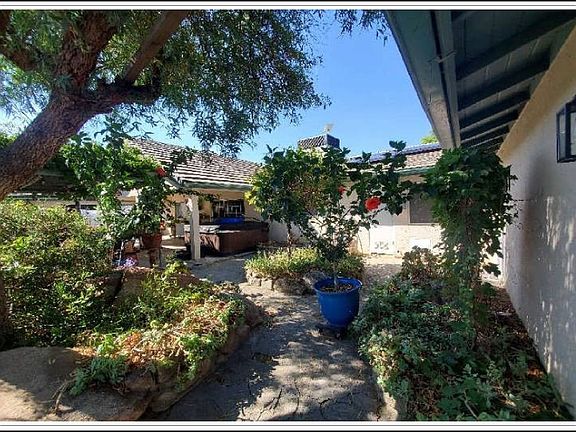 2nd image of 29020 Limestone Cir