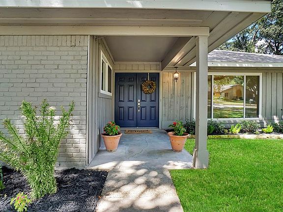 3rd image of 11310 Pecan Creek Dr