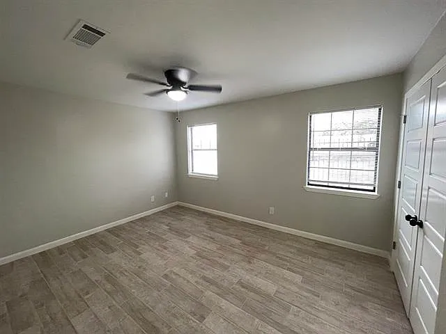 3001 E Price St #12 — Photo 11
