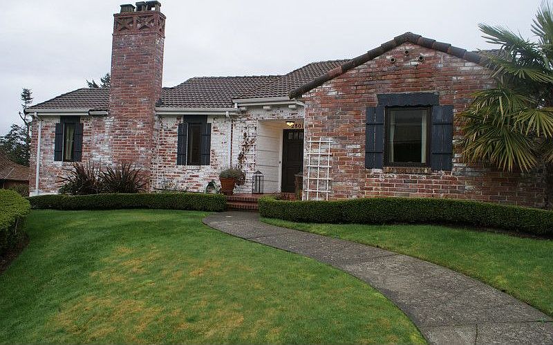 2nd image of 2801 42nd Ave W