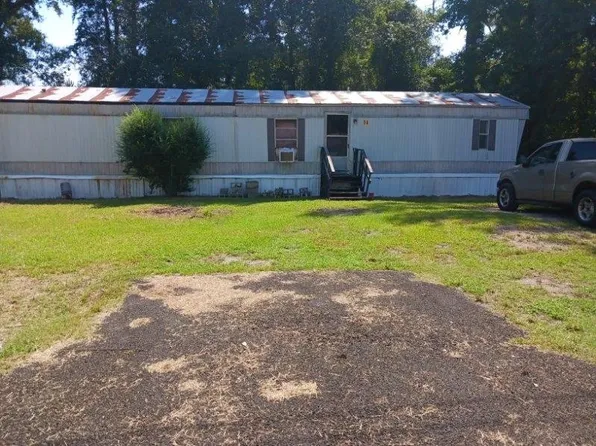 50 Chanel Dr, Varnville, SC 29944