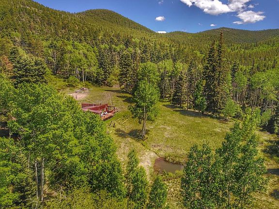 2nd image of 2124 County Road 442