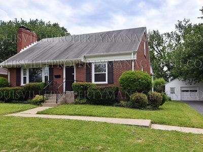 1096 Forrest View Dr, Louisville, KY, 40219