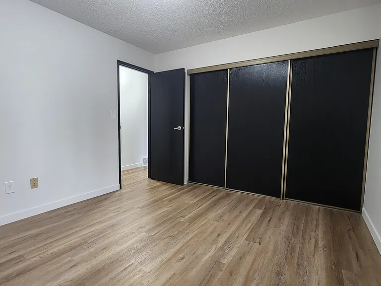 7 Poirier Ave #PREMIUM — Photo 15