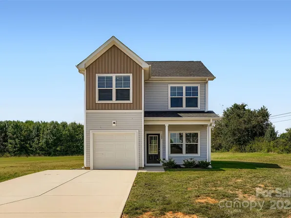 102 Red Cedar Ln, Statesville, NC 28625