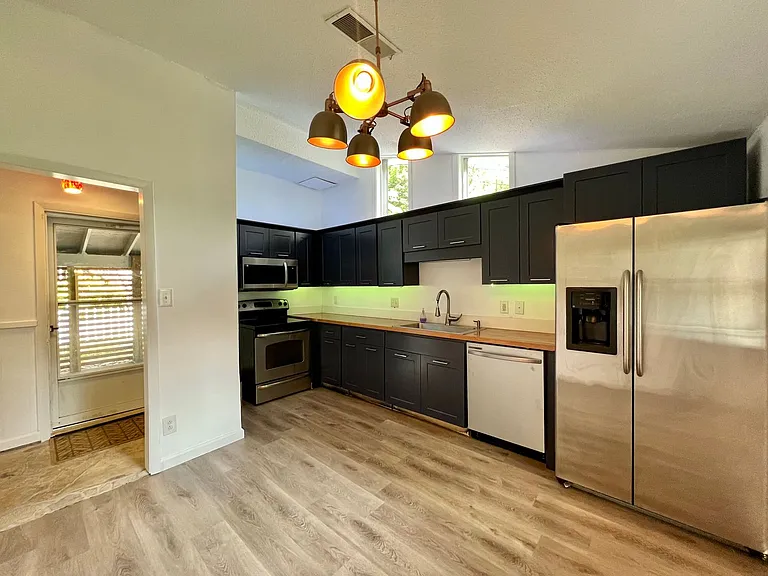 7435 Westridge Dr — Photo 5