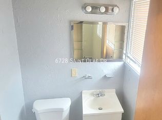 6728 Saint Olaf Dr, Saint Louis, MO 63134