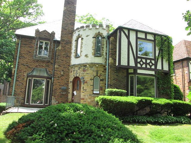 1st image of 1438 Forest Ave