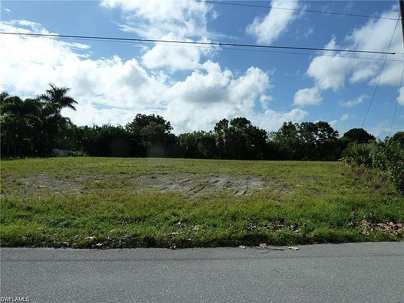 4th image of 322 SW 31st Ter