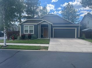613 N Freemont St, Sisters, OR 97759