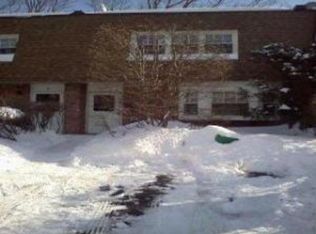 9 Roundtree Ct, Beacon, NY 12508