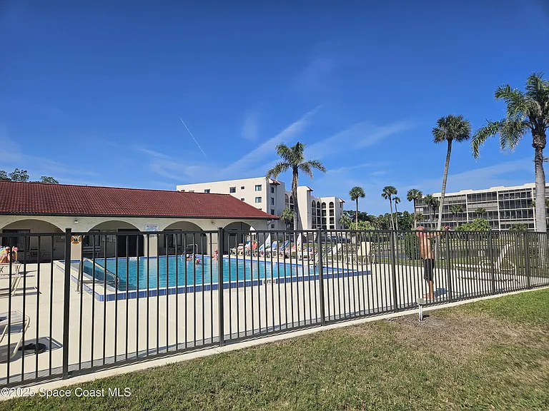 5800 N Banana River Blvd #123 — Photo 23