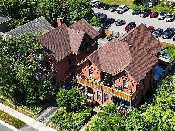 3rd image of 183 Aylmer St N