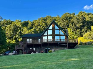 674 Lakeview Dr, Horner, WV 26372