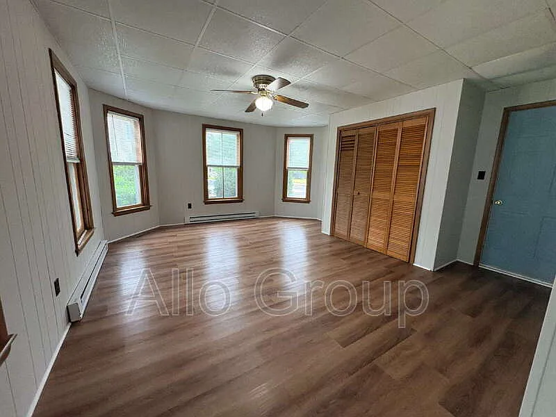 Building Photo - 608 West St #1