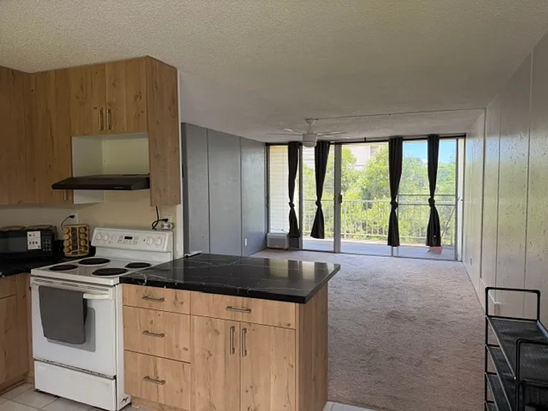 95-2043 Waikalani Pl #A402 — Photo 4