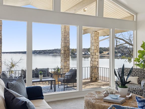 3rd image of 648 S Rough Creek Ct