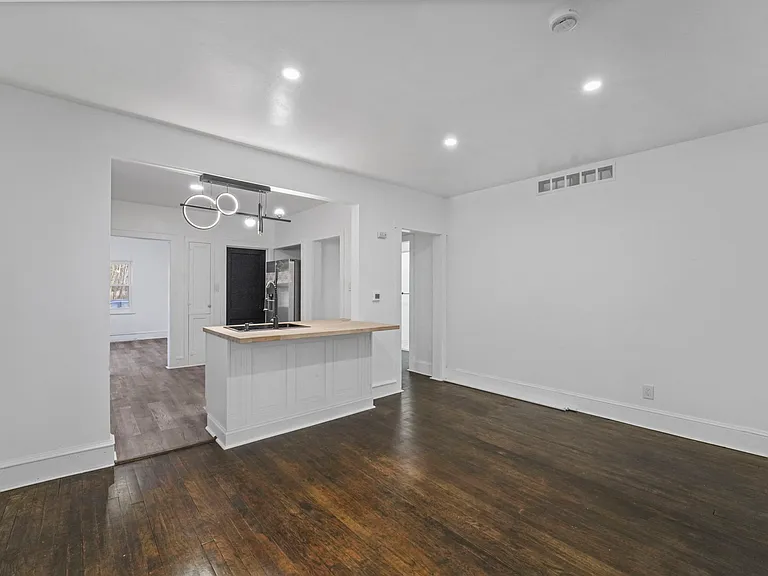 29 Grant St #1 — Photo 6