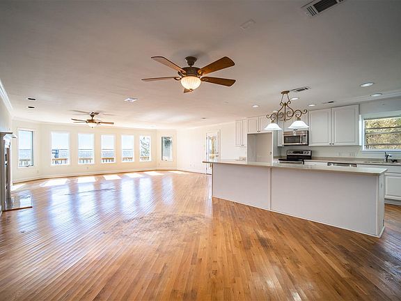4th image of 3101 Linden Ave