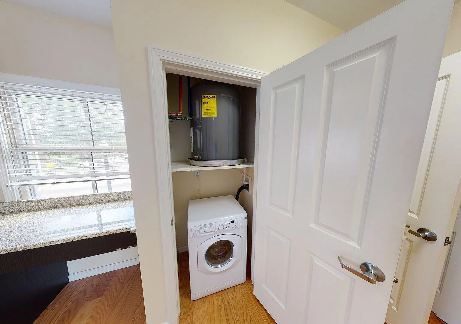 Golden Hill Street Apartments — Photo 3