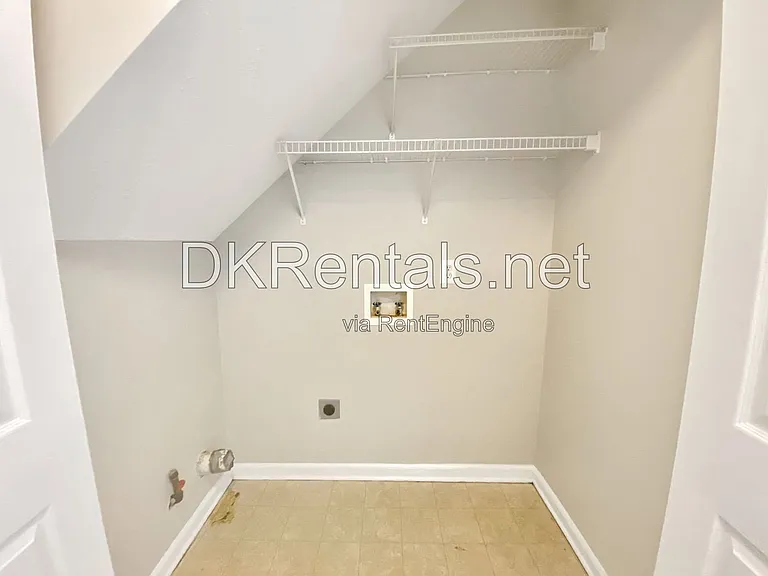 2743 Lake Park Rdg W — Photo 9