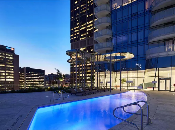 1 Bloor St E, Toronto, ON