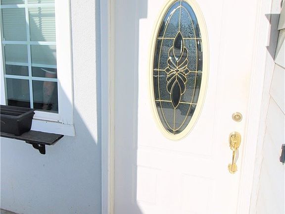 5th image of 6819 Coral Ct