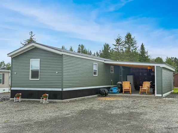 5 Middle Road, Stewartstown, NH 03597