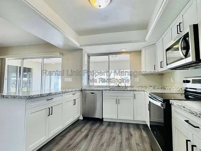 4107 SE 18th Pl #B — Photo 11