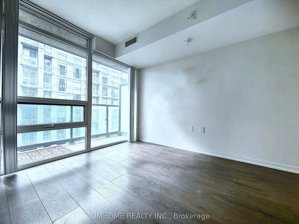 36 Lisgar St #1916