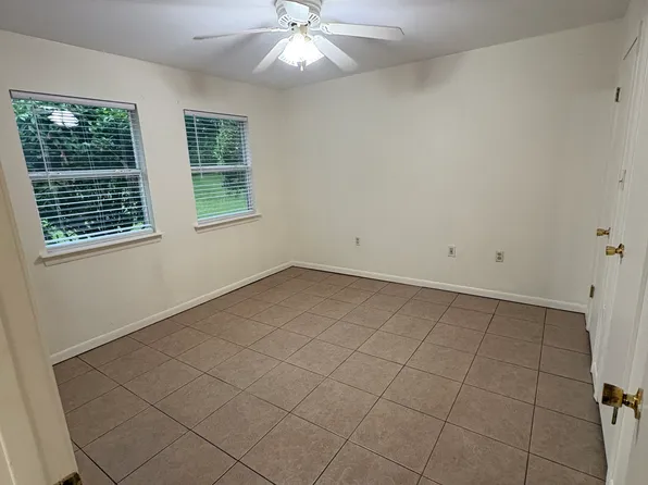 7918 E State Highway 7, Nacogdoches, TX 75961