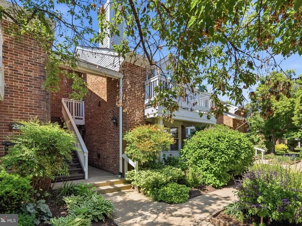 2580 S Arlington Mill Dr #D-4, Arlington, VA 22206