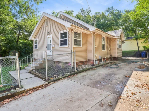 820 Creston Ave, Des Moines, IA 50315