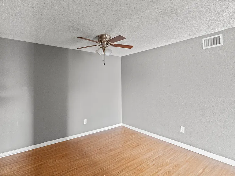 2903 Freeman Ave — Photo 14