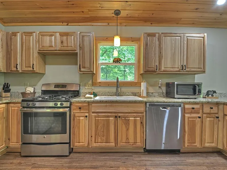 298 Spindrift Ct — Photo 14